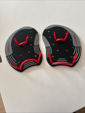 Speedo Black & Red Swim Hand Paddles